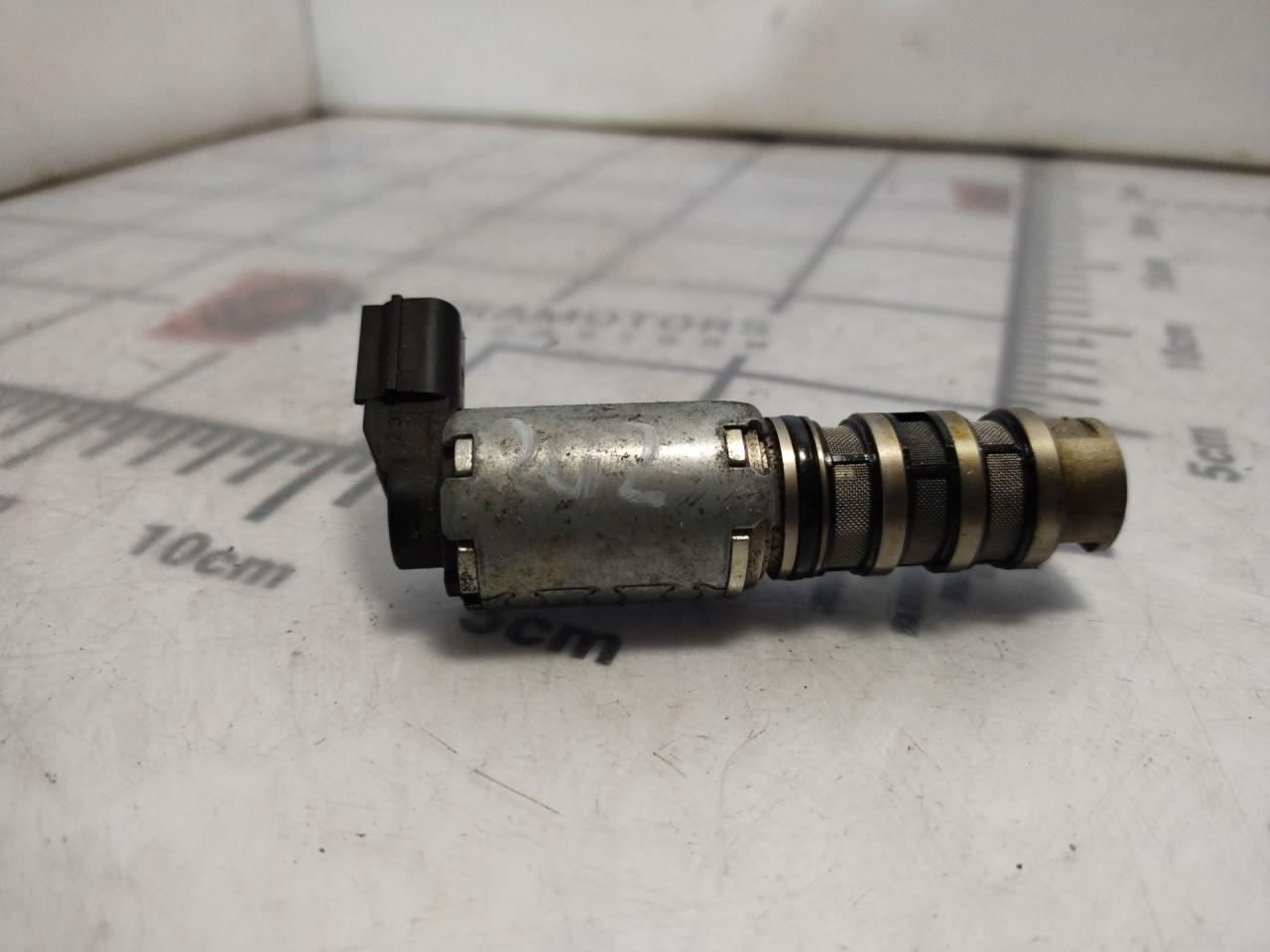 Клапан фазорегулятора Acura RDX 3 поколение 2019, 2.0 л., бензин, АКПП, белый, передний привод - фото №1