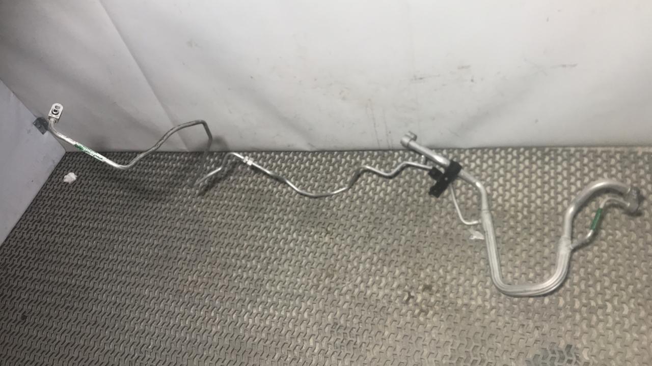 трубка кондиционера Honda CR-V 5 поколение 2019, 1.5 л., бензин, АКПП, белый - фото №1