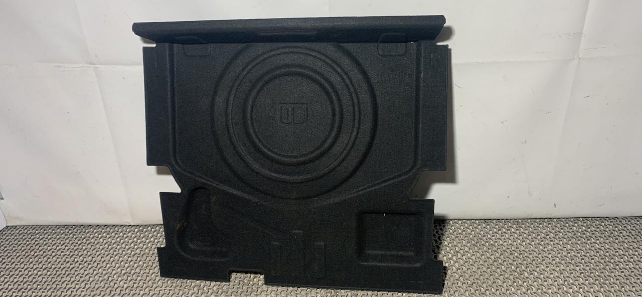 пол багажника Chevrolet Equinox 3 поколение 2019, 1.5 л., бензин, АКПП, серый, внедорожник 5 дв., полный привод, 84418852 - фото №1