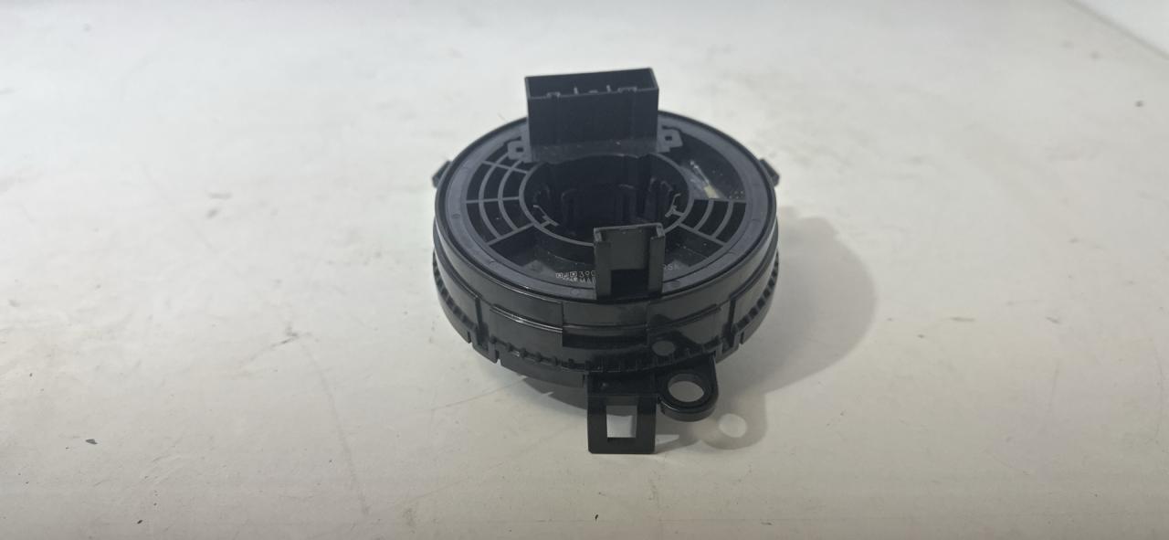 шлейф руля Chevrolet Equinox 3 поколение 2019, 1.5 л., бензин, АКПП, серый, внедорожник 5 дв., полный привод, 39063118 - фото №1