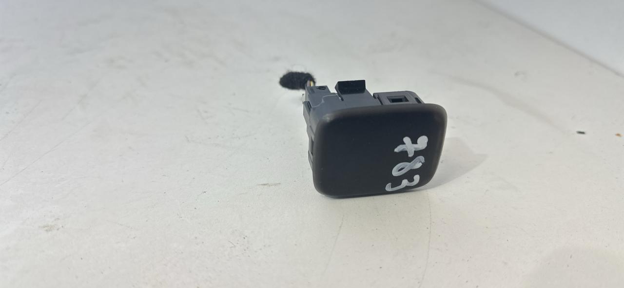 датчик света Chevrolet Equinox 3 поколение 2019, 1.5 л., бензин, АКПП, серый, внедорожник 5 дв., полный привод - фото №1