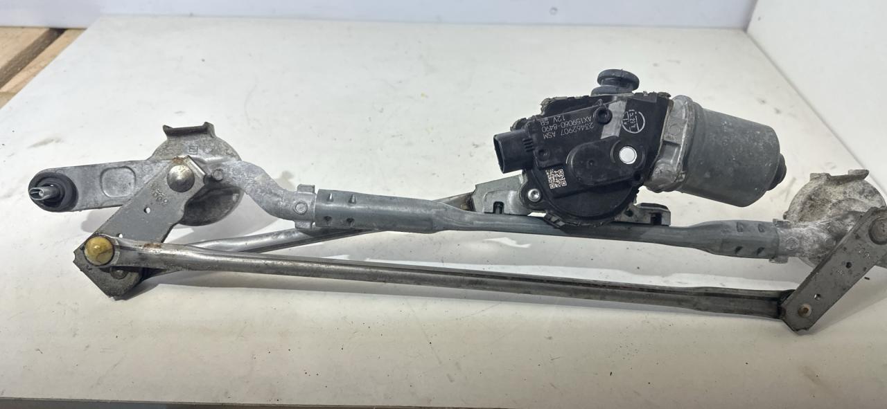 механизм стеклоочистителя (трапеция дворников) Chevrolet Equinox 3 поколение 2019, 1.5 л., бензин, АКПП, серый, внедорожник 5 дв., полный привод, 23462907 - фото №1