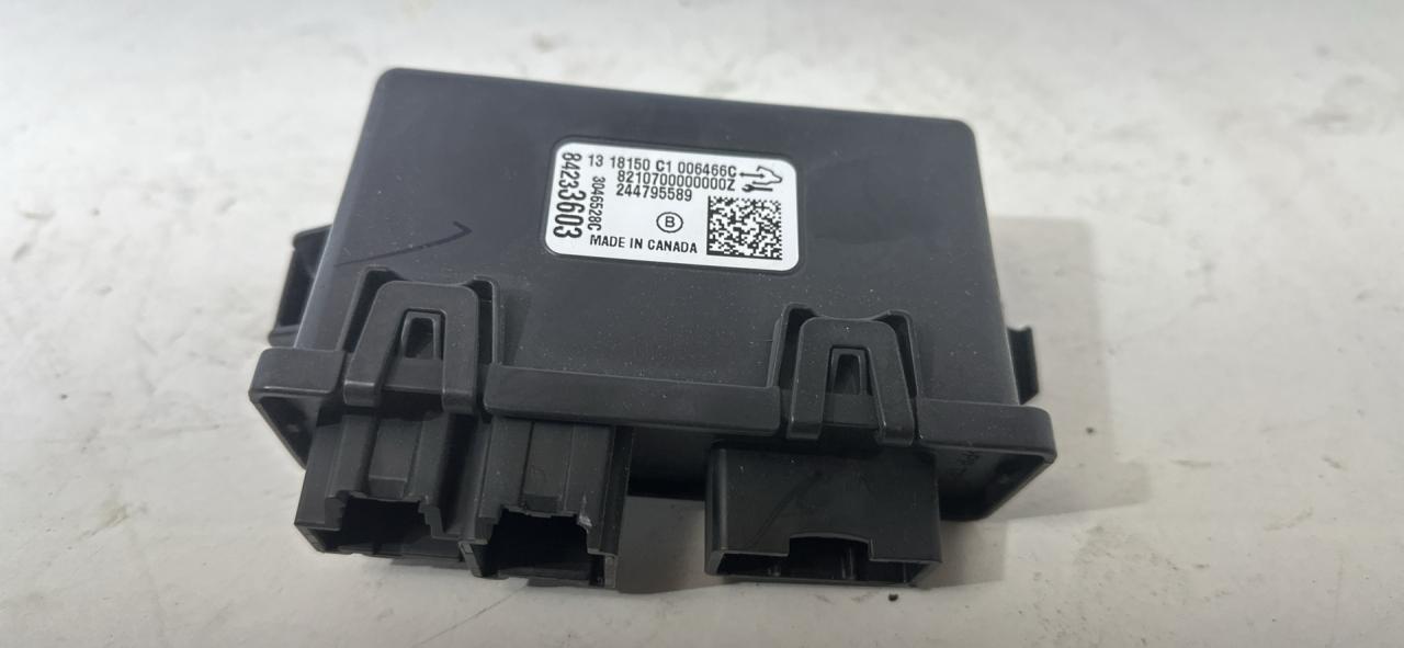 блок управления крышкой багажника Chevrolet Equinox 3 поколение 2019, 1.5 л., бензин, АКПП, серый, внедорожник 5 дв., полный привод, 84233603 - фото №1