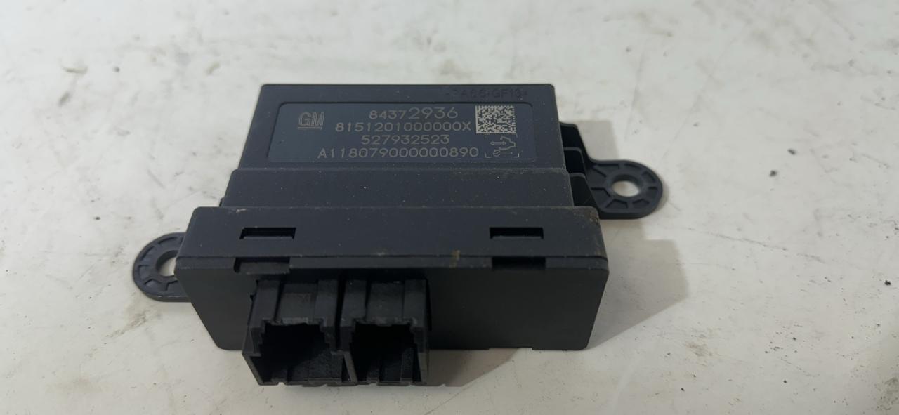 блок управления парктрониками Chevrolet Equinox 3 поколение 2019, 1.5 л., бензин, АКПП, серый, внедорожник 5 дв., полный привод, 84372936 - фото №1