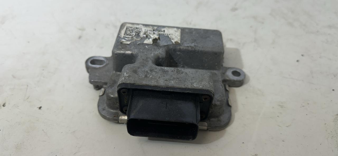 блок управления топливным насосом Chevrolet Equinox 3 поколение 2019, 1.5 л., бензин, АКПП, серый, внедорожник 5 дв., полный привод - фото №1