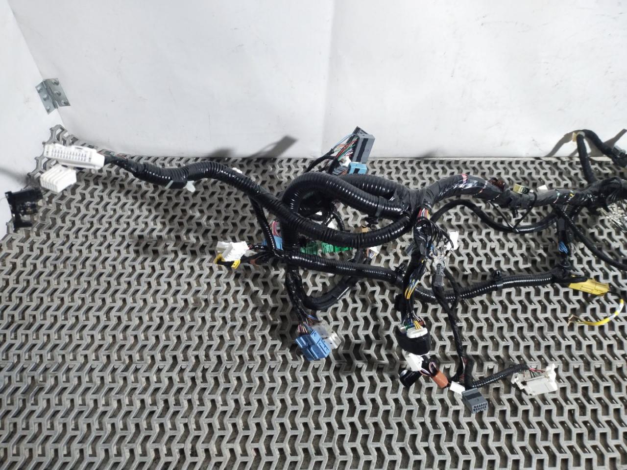 проводка торпеды Acura RDX 3 поколение 2019, 2.0 л., бензин, АКПП, белый, передний привод, 77961-TJB-7A03-A, 32117-TJC-A01 - фото №1