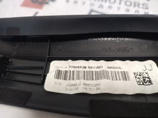 накладка на торпедо (консоль) Acura RDX 3 поколение 2019, 2.0 л., бензин, АКПП, белый, передний привод, 77565TJBA011M1, 77565-TJB-A01ZA