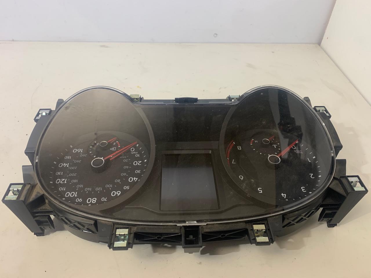 щиток приборов (приборная панель) Volkswagen Tiguan 2 поколение 2018, 2.0 л., FSI, бензин, АКПП, белый, внедорожник 5 дв., 5NA920850B - фото №1