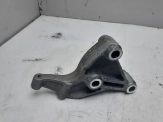 кронштейн (крепление) Chevrolet Equinox 3 поколение 2019, 1.5 л., бензин, АКПП, серый, внедорожник 5 дв., полный привод, 831170227