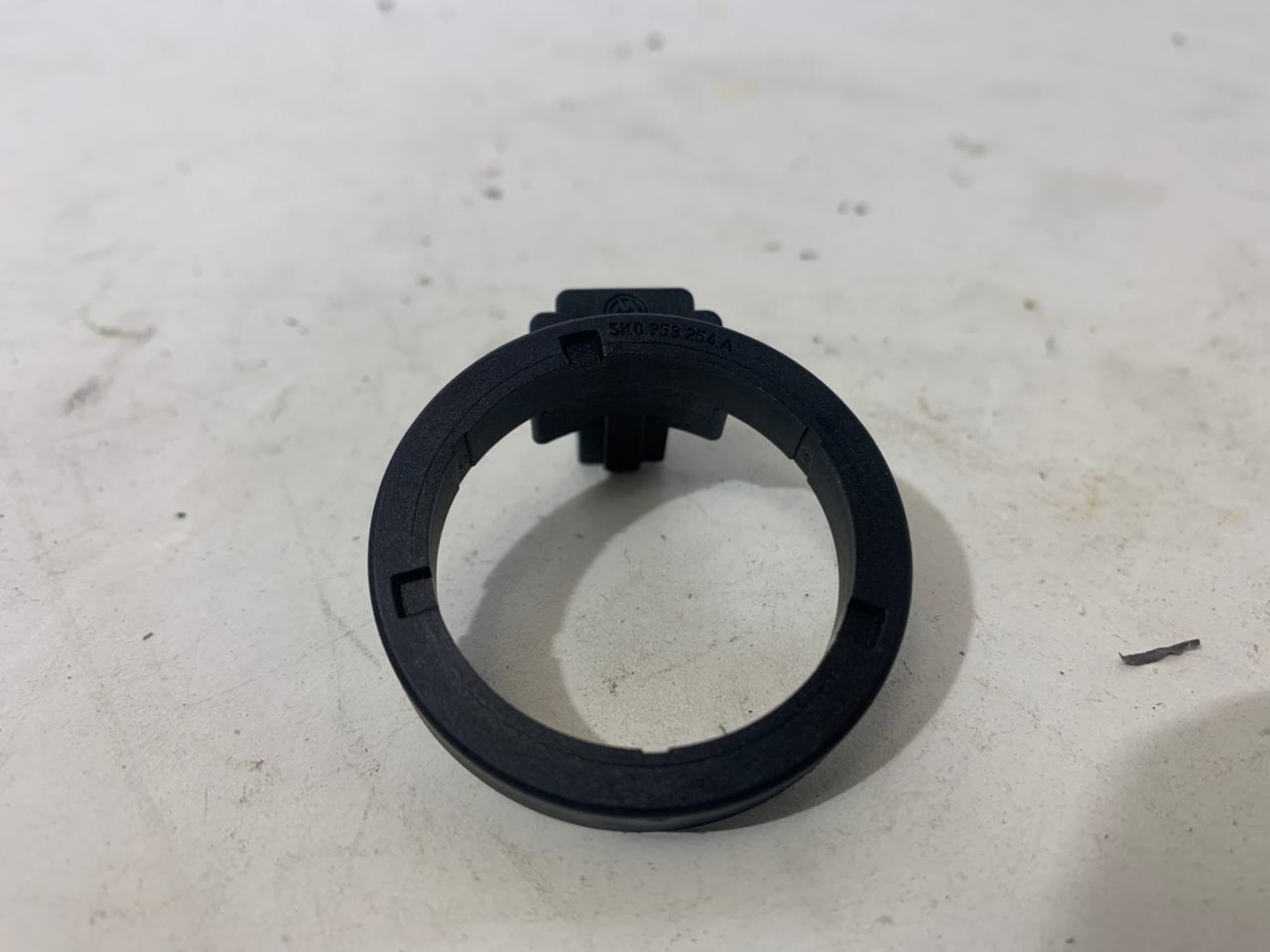 замок зажигания Volkswagen Tiguan 2 поколение 2018, 2.0 л., FSI, бензин, АКПП, белый, внедорожник 5 дв., 5KO953254A, 5K0953254A - фото №1