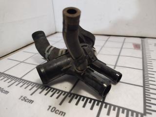 фланец (тройник) системы охлаждения Chevrolet Cruze 2 поколение 2017, 1.4 л., бензин, АКПП, серый, седан, 160815A3