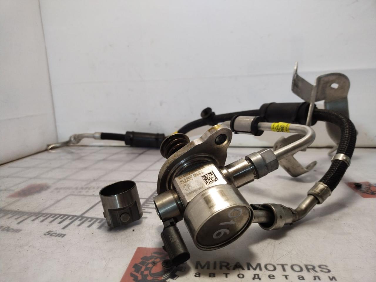 ТНВД Chevrolet Equinox 3 поколение 2018, 1.5 л., бензин, АКПП, черный, внедорожник 5 дв., полный привод, 12682079 - фото №1