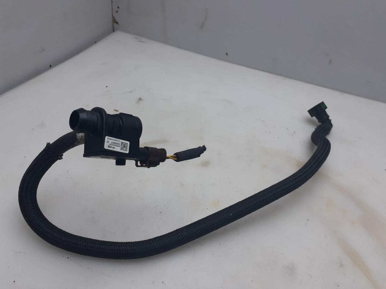 электромагнитный клапан Chevrolet Equinox 3 поколение 2018, 1.5 л., бензин, АКПП, черный, внедорожник 5 дв., полный привод, 234038227VZ - фото №1