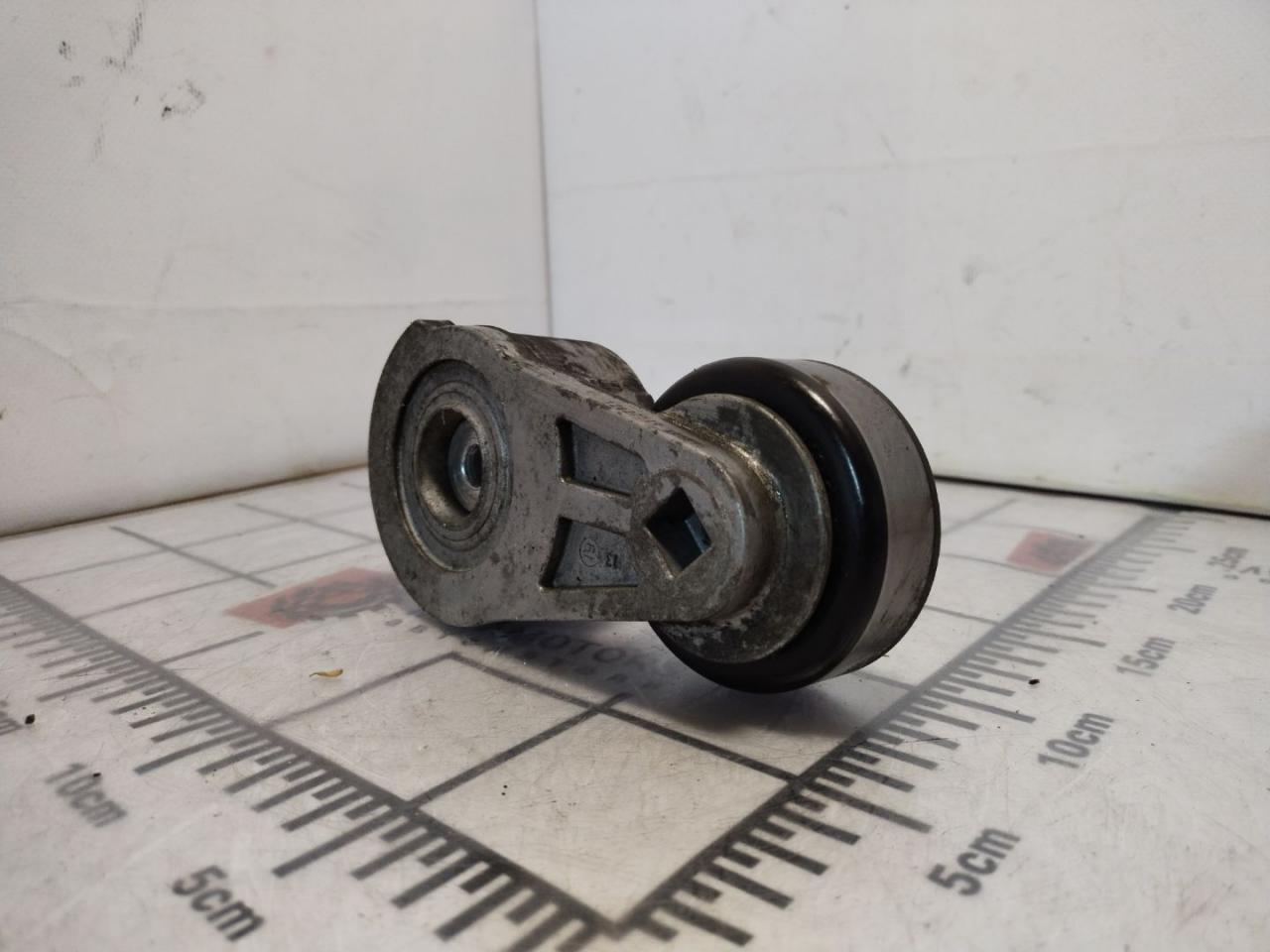 натяжитель Chevrolet Equinox 3 поколение 2019, 2.0 л., бензин, АКПП, черный, внедорожник 5 дв., передний привод, 12627119 - фото №1