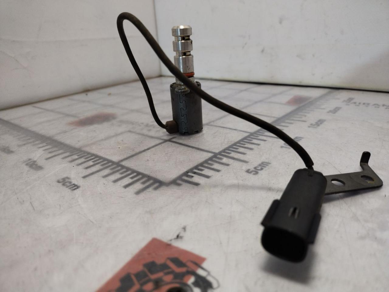 электромагнитный клапан Chevrolet Equinox 3 поколение 2019, 2.0 л., бензин, АКПП, черный, внедорожник 5 дв., передний привод, 12678746 - фото №1