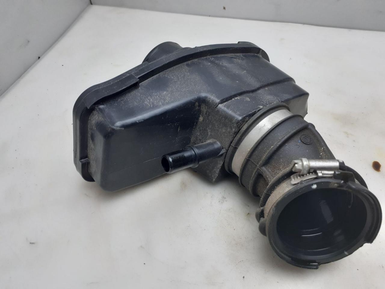 воздухозаборник GMC Terrain 2 поколение 2018, 2.0 л., бензин, АКПП, серый, передний привод, 106028 - фото №1