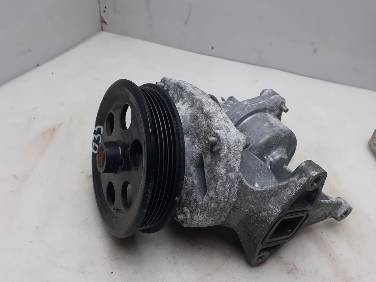 помпа GMC Terrain 2 поколение 2018, 2.0 л., бензин, АКПП, серый, передний привод - фото №1