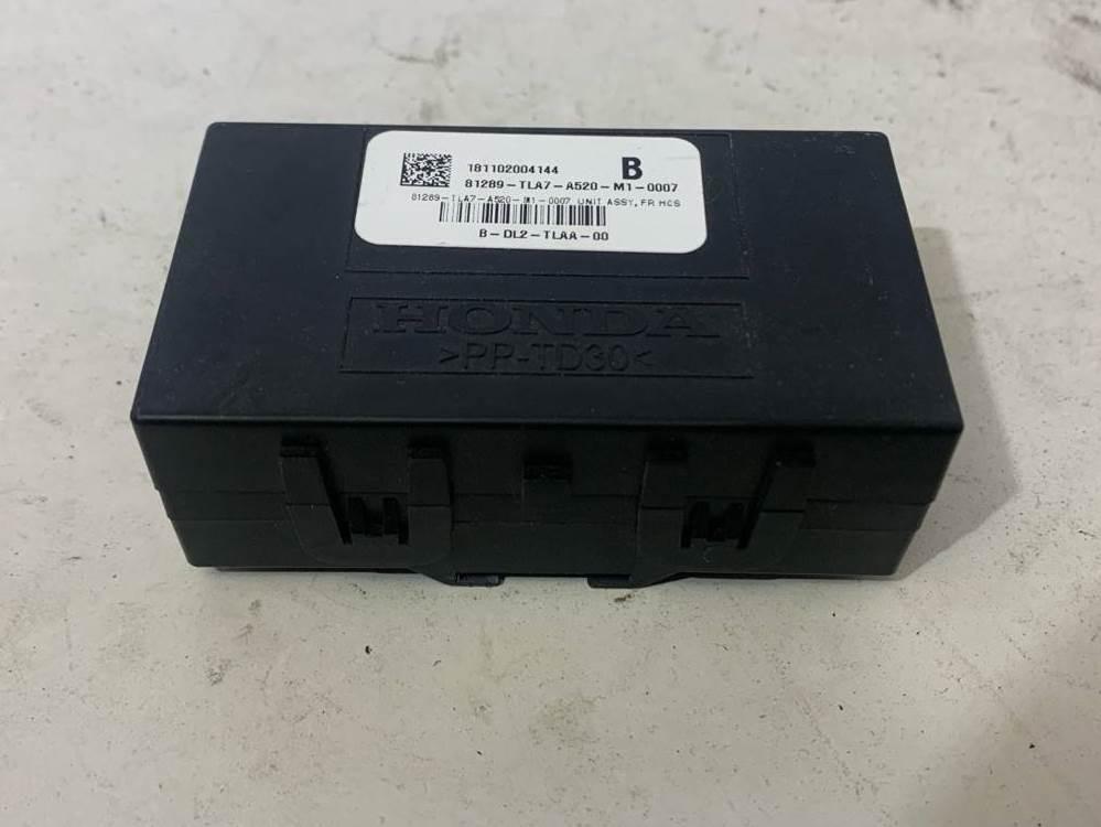 блок управления (другие) Honda CR-V 5 поколение 2019, 1.5 л., бензин, АКПП, белый, 81289TLA7A520M10007, 81289-TLA-A52, 81289-TLA-A51 - фото №1