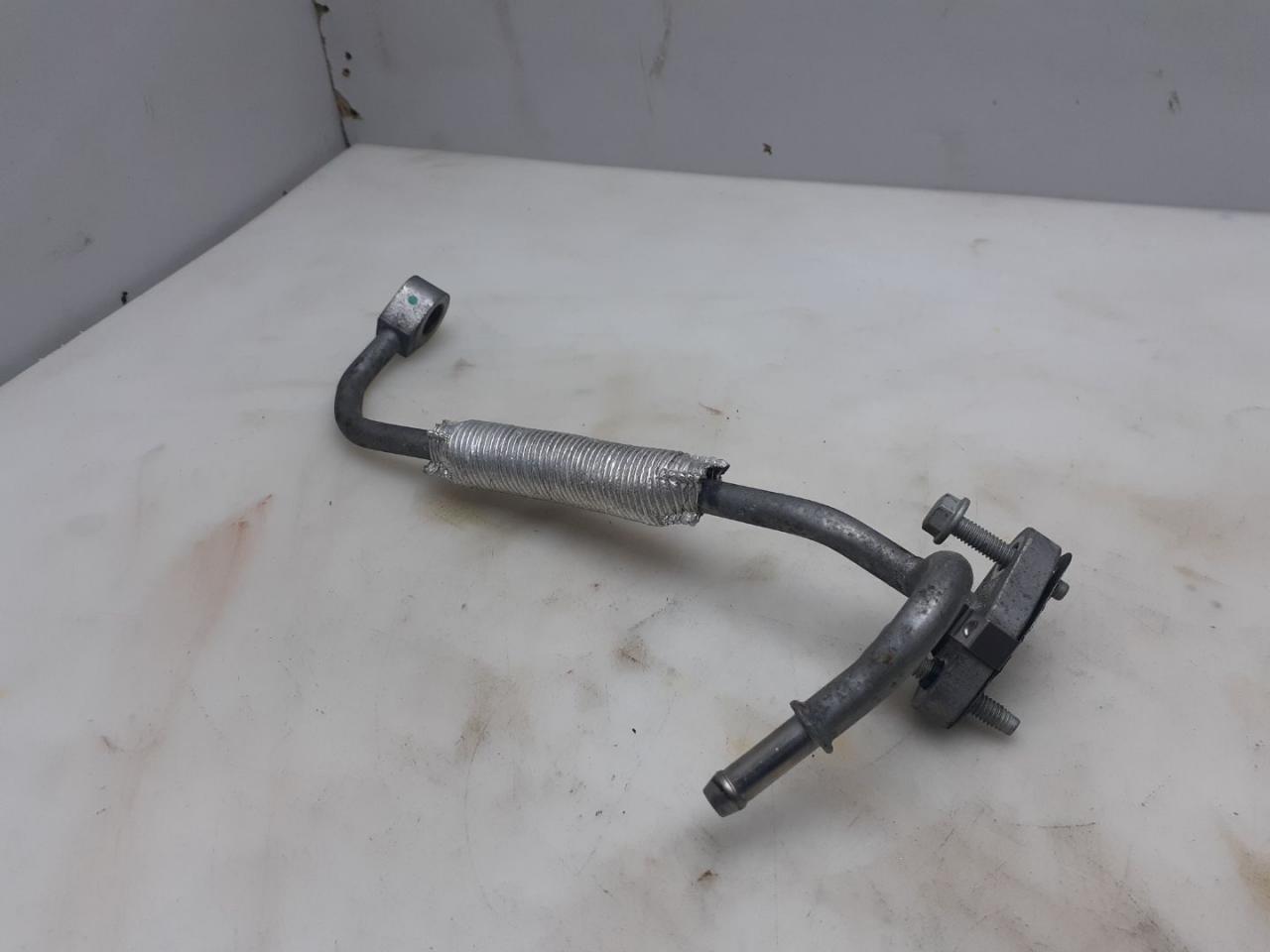 масляная трубка турбины GMC Terrain 2 поколение 2018, 2.0 л., бензин, АКПП, серый, передний привод - фото №1