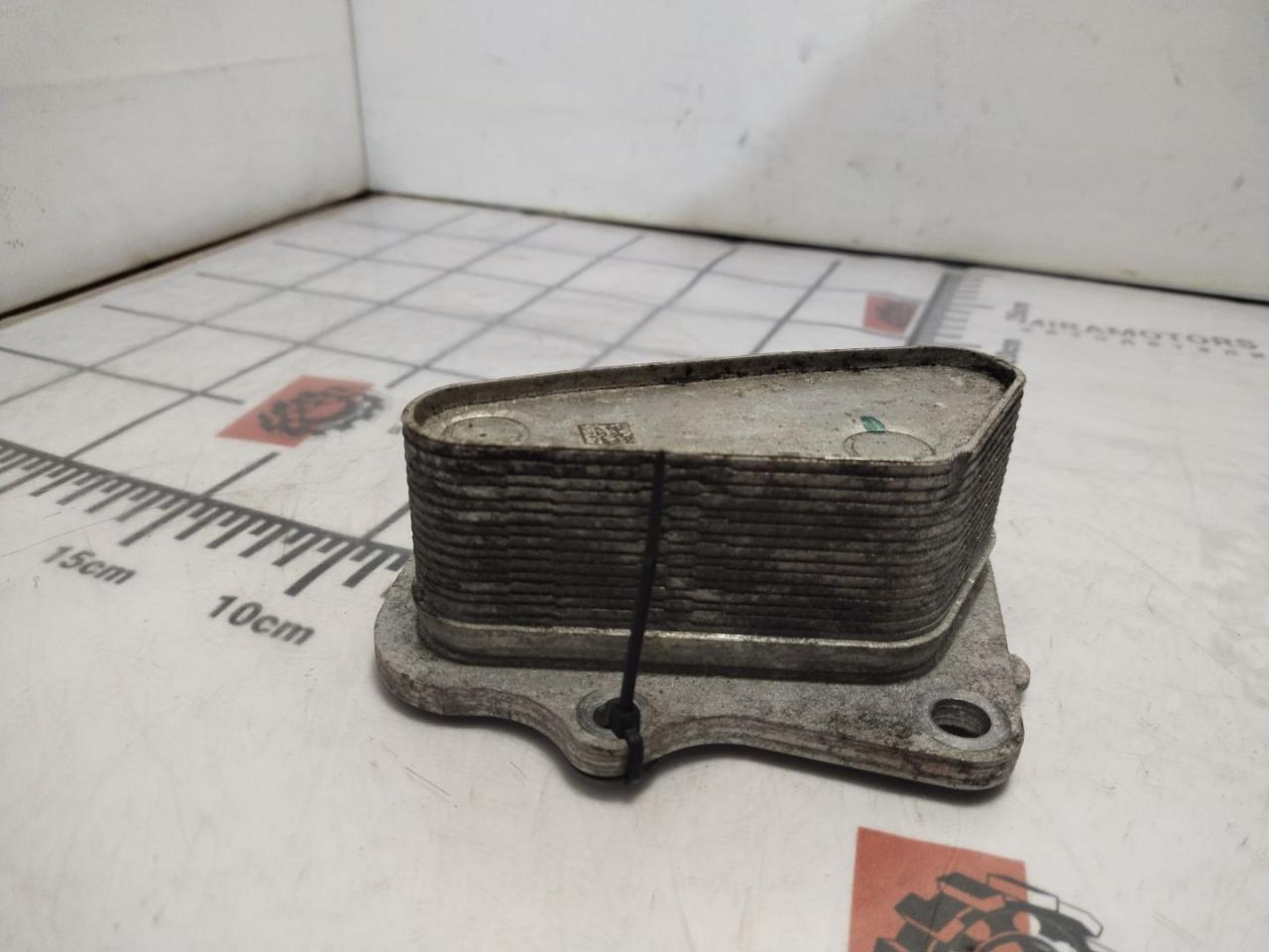 теплообменник масляного фильтра Chevrolet Equinox 3 поколение 2019, 1.5 л., бензин, АКПП, серый, внедорожник 5 дв., полный привод, 12678774 - фото №1