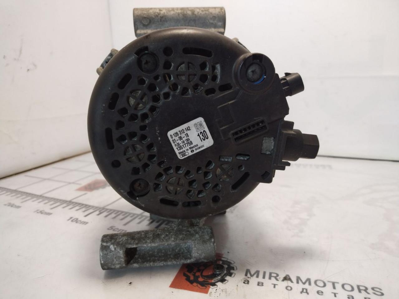 генератор Chevrolet Equinox 3 поколение 2019, 1.5 л., бензин, АКПП, серый, внедорожник 5 дв., полный привод, 0126312142GM, 13517759 - фото №1