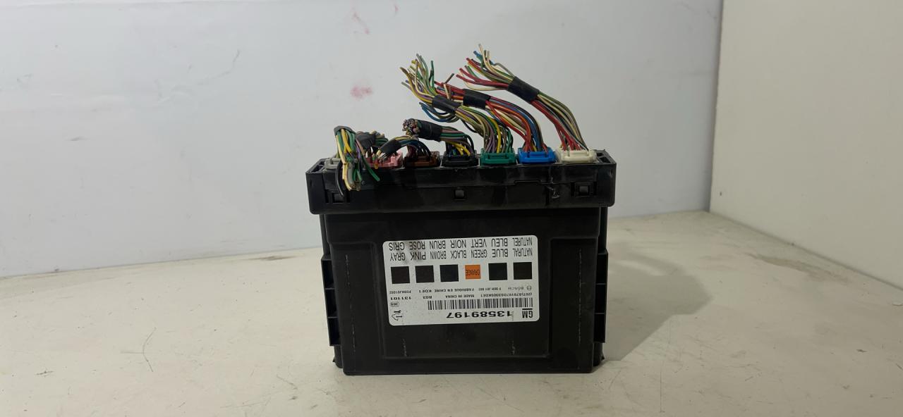 блок комфорта Buick Encore 1 поколение 2014, 1.4 л., бензин, АКПП, хетчбэк 5 дв., 13589197 - фото №1