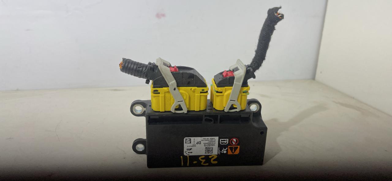 блок AirBag Buick Encore 1 поколение 2014, 1.4 л., бензин, АКПП, хетчбэк 5 дв., 13590215 - фото №1