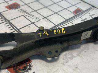 рычаг задний левый Acura RDX 3 поколение 2019, 2.0 л., бензин, АКПП, белый, передний привод, 52515-TJB-A01