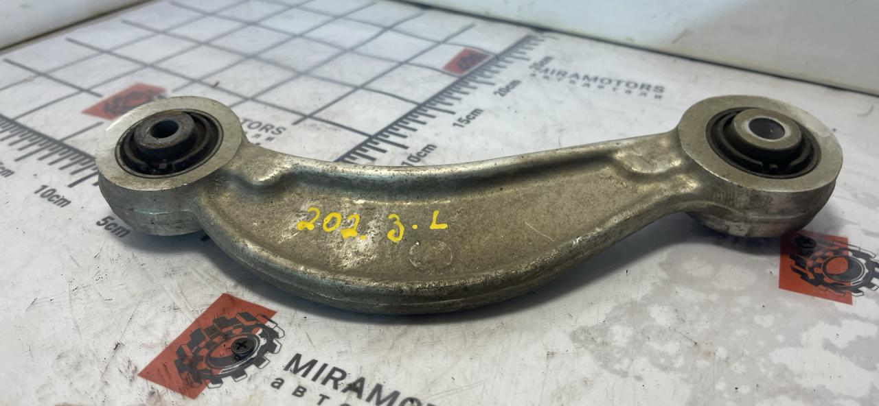 рычаг задний правый Acura RDX 3 поколение 2019, 2.0 л., бензин, АКПП, белый, передний привод, 52530-TJB-A02 - фото №1