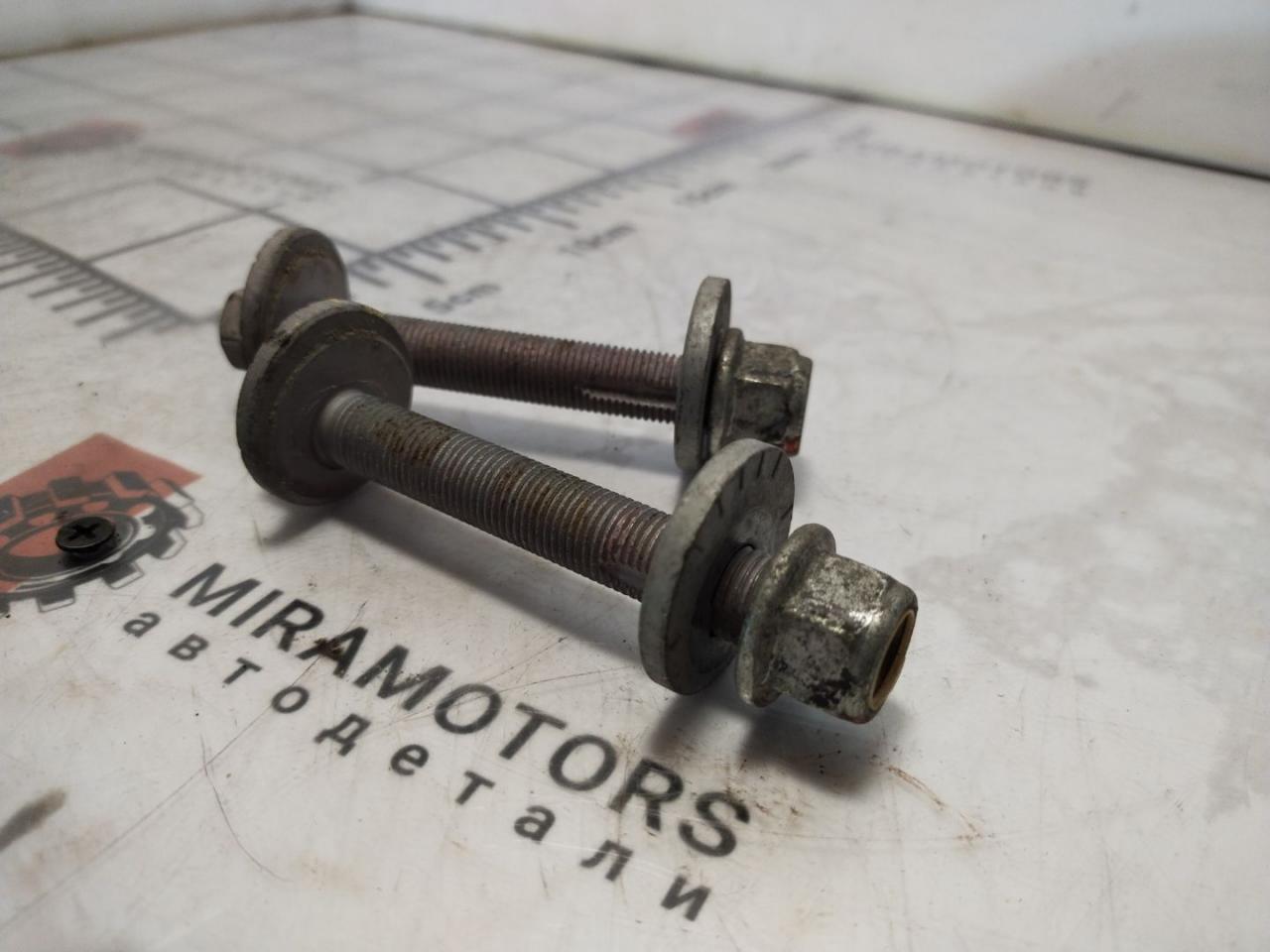 болт развальный Honda CR-V 5 поколение 2019, 1.5 л., бензин, АКПП, белый - фото №1