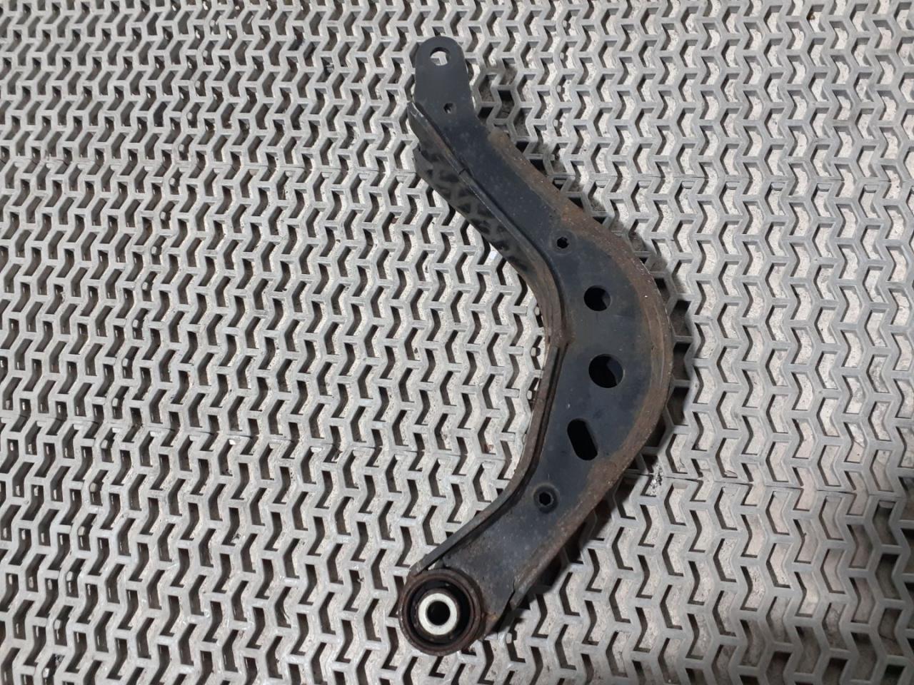 рычаг задний правый Chevrolet Equinox 3 поколение 2019, 1.5 л., бензин, АКПП, серый, внедорожник 5 дв., полный привод, 13377313 - фото №1