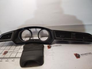 дефлектор обдува салона Volkswagen Tiguan 2 поколение 2018, 2.0 л., FSI, бензин, АКПП, белый, внедорожник 5 дв., 5NN815735