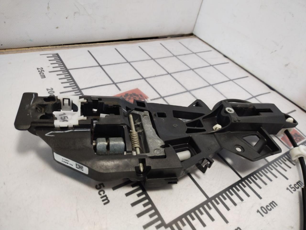 ручка наружная задняя правая GMC Terrain 2 поколение 2018, 2.0 л., бензин, АКПП, серый, передний привод, 46082100 - фото №1