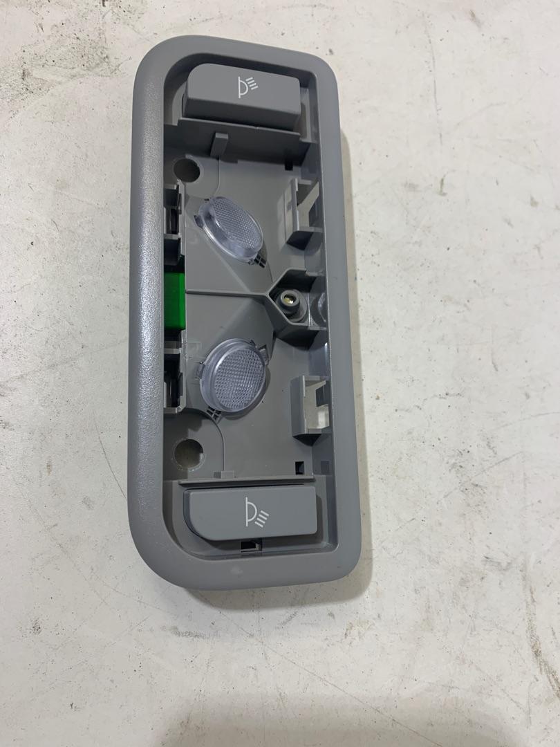 фонарь салона (плафон) Acura MDX 4 поколение 2022, 3.5 л., бензин, АКПП, серый, внедорожник 5 дв., 34400TGVA100XA - фото №1