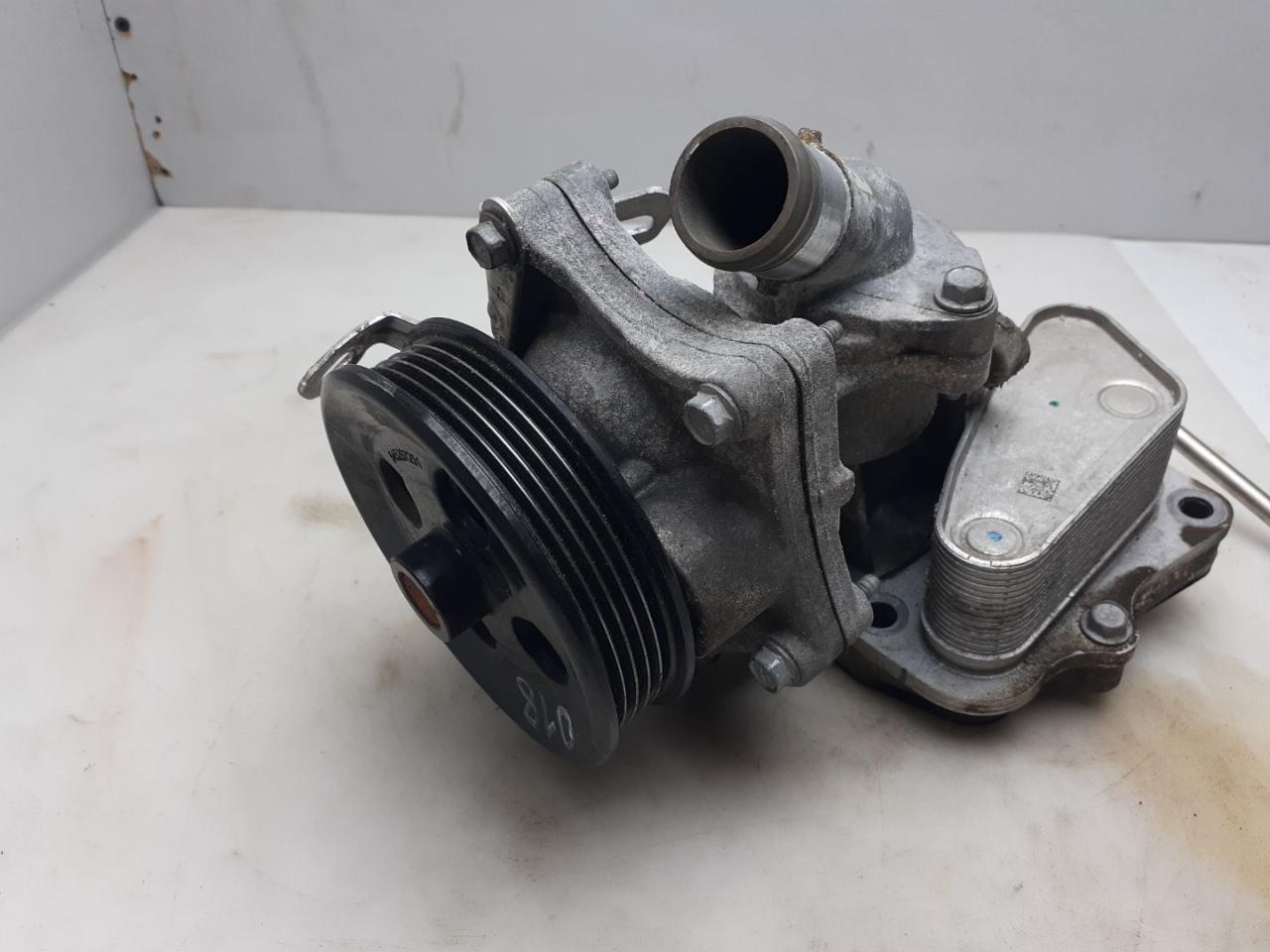 помпа Chevrolet Equinox 3 поколение 2020, 1.5 л., бензин, АКПП, черный, внедорожник 5 дв. - фото №1