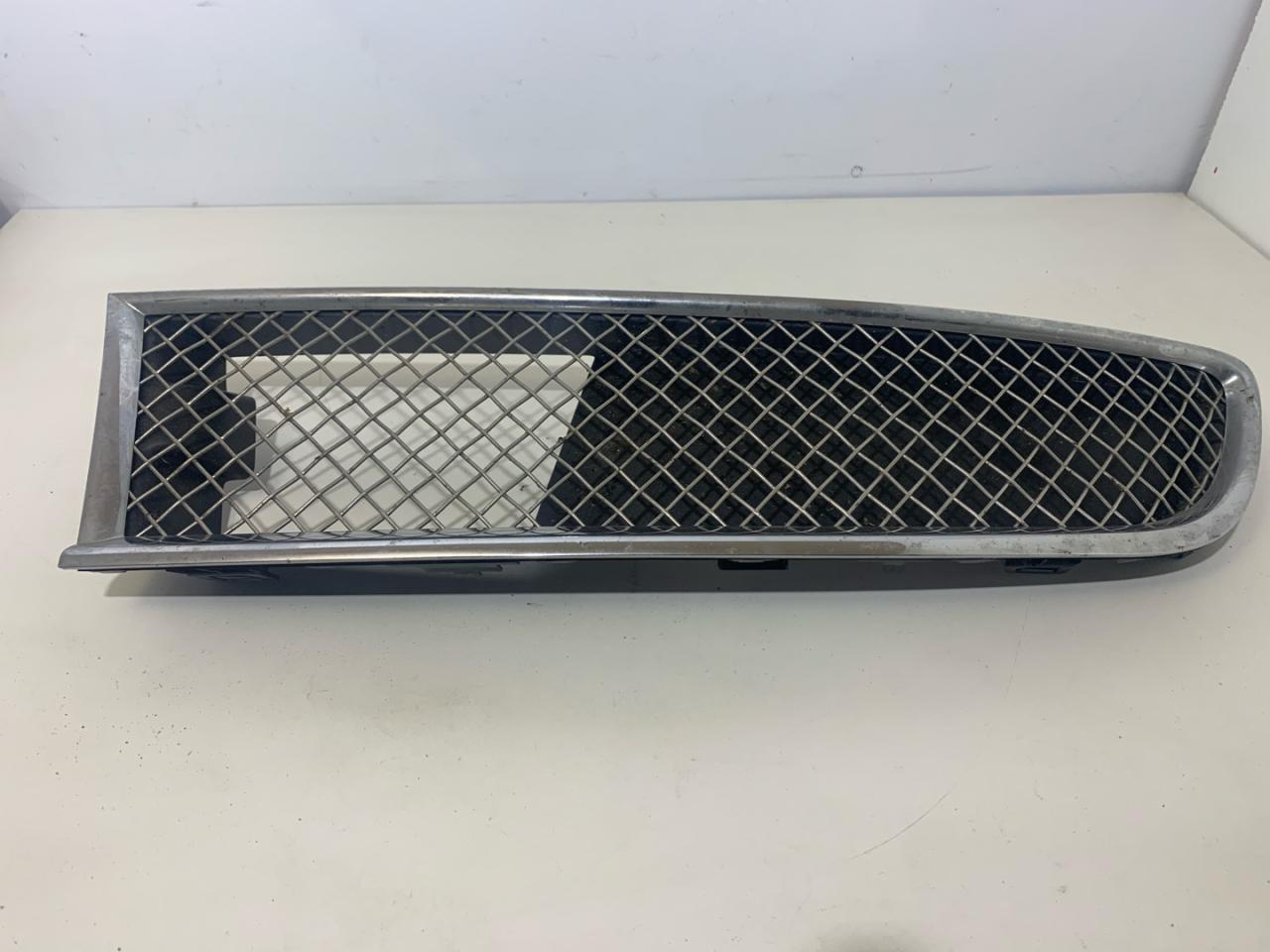 заглушка (решетка) в бампер Subaru Tribeca 1 поколение 2007, 3.0 л., бензин, АКПП, внедорожник 5 дв., S0007-100, J101SXA120 - фото №1