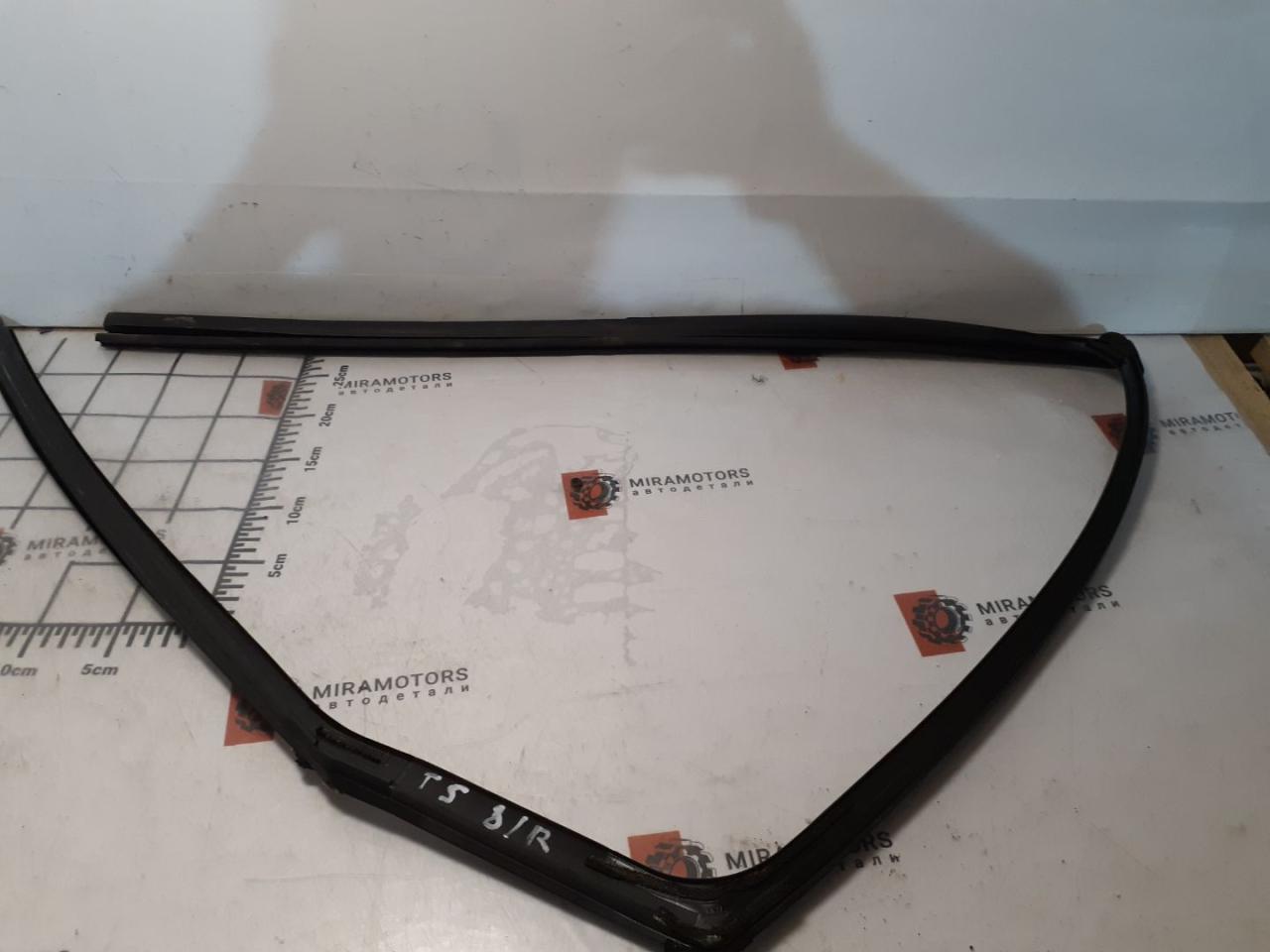 уплотнитель двери Acura TLX 3-е поколение 2021, 2.0 л., бензин, АКПП, седан - фото №1