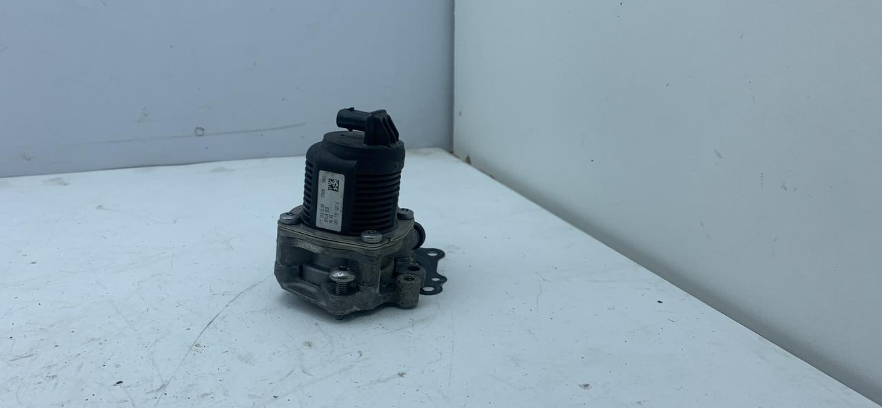 клапан EGR Volkswagen Tiguan 2 поколение 2018, 2.0 л., FSI, бензин, АКПП, белый, внедорожник 5 дв., 70151058 - фото №1