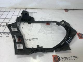 рамка фары противотуманной левой Chevrolet Equinox 3 поколение 2018, 2.0 л., бензин, АКПП, синий, внедорожник 5 дв., передний привод, 23303199