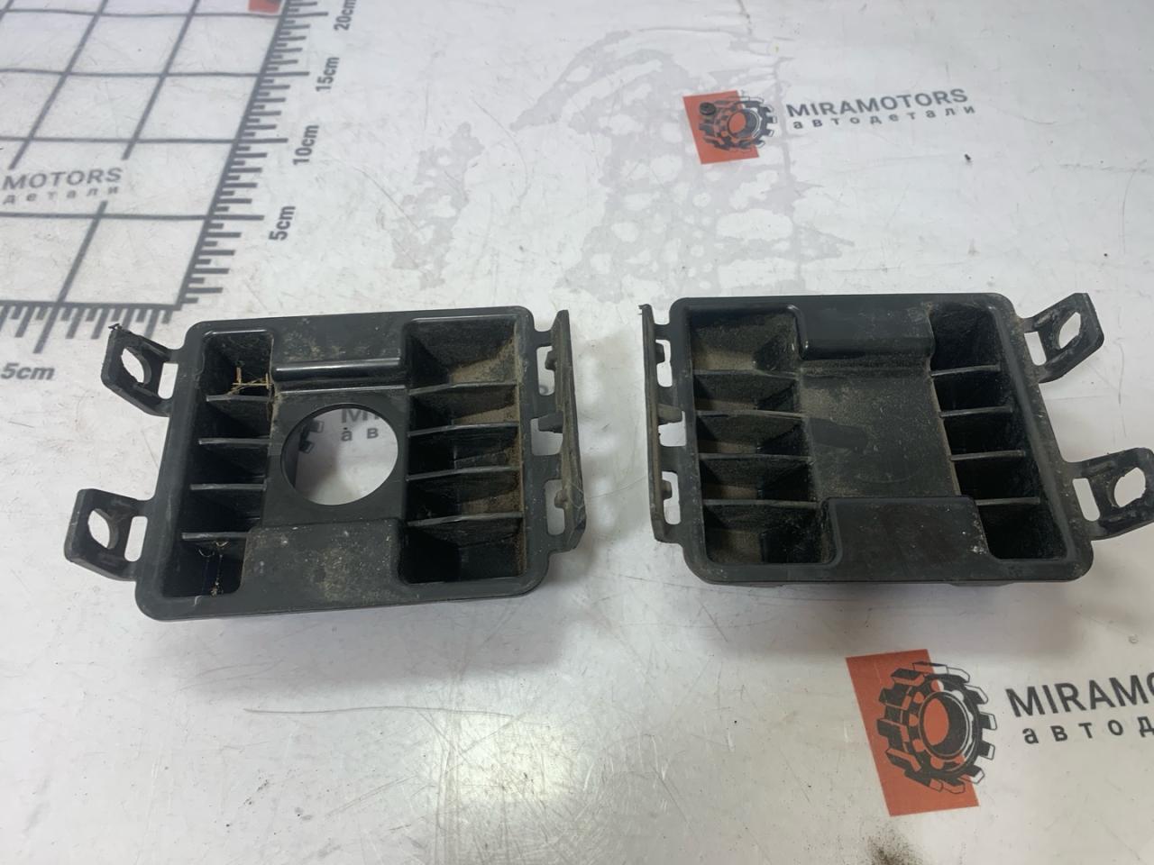 Крепление бампера заднего Buick Encore 1 поколение 2014, 1.4 л., бензин, АКПП, баклажан, внедорожник 5 дв., 95129349, 95270289 - фото №1