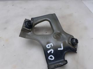 КРОНШТЕЙН КРЕПЛЕНИЯ КРЫЛА ПЕРЕДНЕГО ЛЕВОГО Chevrolet Cruze 1 поколение [рестайлинг] 2015, 1.4 л., АКПП, черный, седан, 96845507