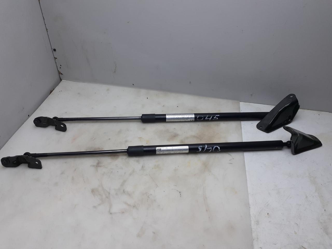 амортизатор крышки багажника (3-5 двери) Subaru Forester 5 поколение (SK) 2020, 2.5 л., бензин, АКПП, серый, внедорожник 5 дв., полный привод - фото №1