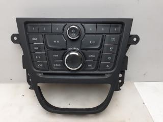 панель управления магнитолой Buick Encore 1 поколение 2014, 1.4 л., бензин, АКПП, баклажан, внедорожник 5 дв., 95383984