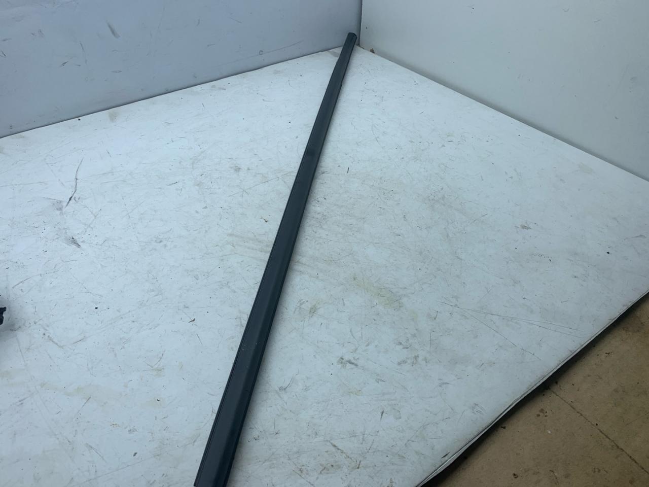 молдинг двери задней правой Acura RDX 3 поколение 2019, 2.0 л., бензин, АКПП, белый, внедорожник 5 дв., полный привод - фото №1