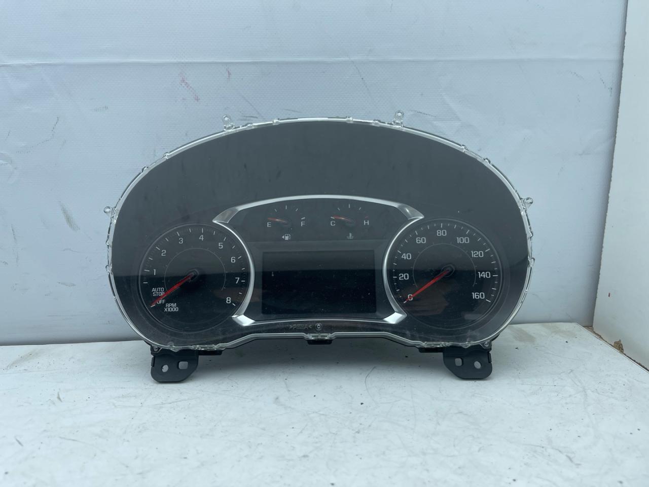 щиток приборов (приборная панель) Chevrolet Equinox 3 поколение 2019, 2.0 л., бензин, АКПП, черный, внедорожник 5 дв., полный привод, 84601983 - фото №1