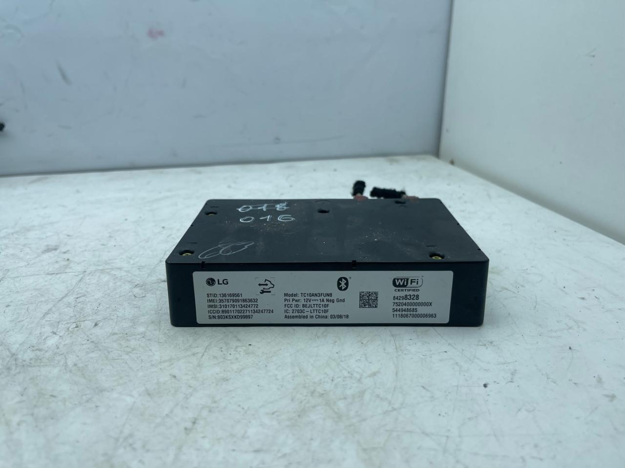 блок Bluetooth Chevrolet Equinox 3 поколение 2018, 1.5 л., бензин, АКПП, черный, внедорожник 5 дв., полный привод, 84298328 - фото №1