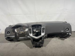 панель передняя салона (торпедо) Chevrolet Cruze 1 поколение [рестайлинг] 2014, 1.4 л., бензин, АКПП, седан