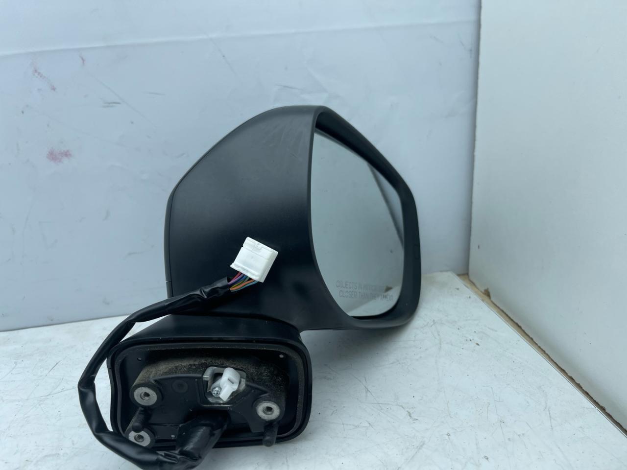 зеркало наружное правое Subaru Forester 5 поколение (SK) 2020, 2.5 л., бензин, АКПП, серый, внедорожник 5 дв., полный привод - фото №1