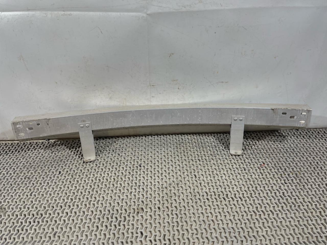 усилитель бампера заднего Acura RDX 3 поколение 2019, 2.0 л., бензин, АКПП, белый, внедорожник 5 дв., полный привод - фото №1