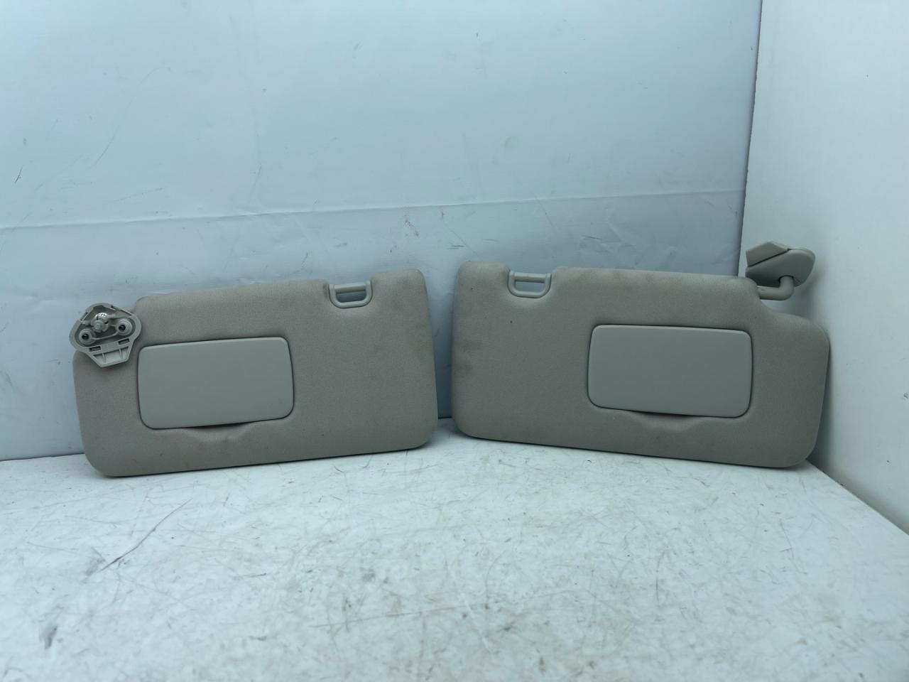 козырек солнцезащитный Subaru Forester 5 поколение (SK) 2020, 2.5 л., бензин, АКПП, серый, внедорожник 5 дв., полный привод - фото №1